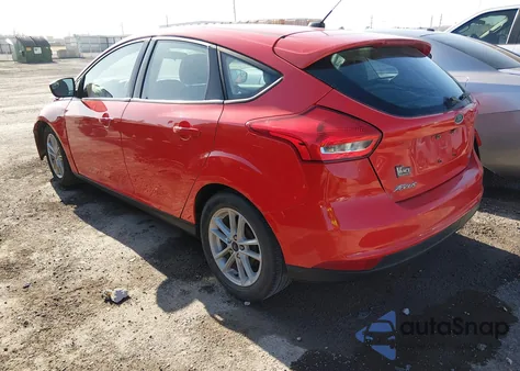 2017 Ford Focus Se z USA, uszkodzony, nr VIN 1FADP3K2XHL225314